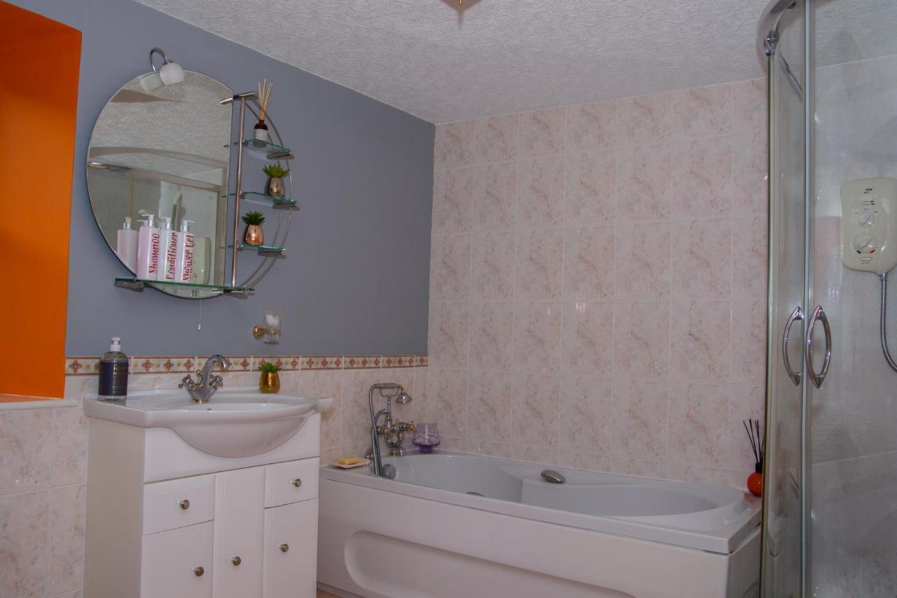 Stravaig B&B คัลเลน ภายนอก รูปภาพ